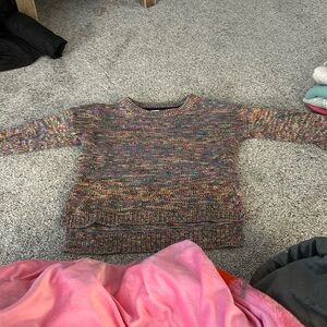 Colorful sweater
Size M